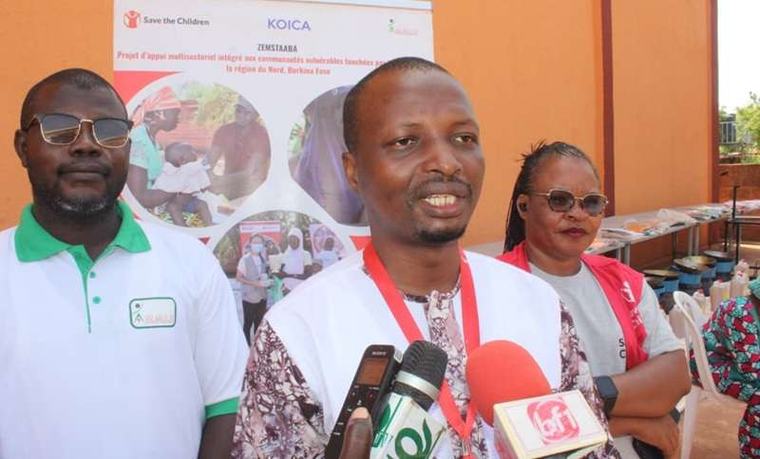 Burkina Faso : Save the Children remet 150 kits AGR à des personnes vulnérables à Ouahigouya